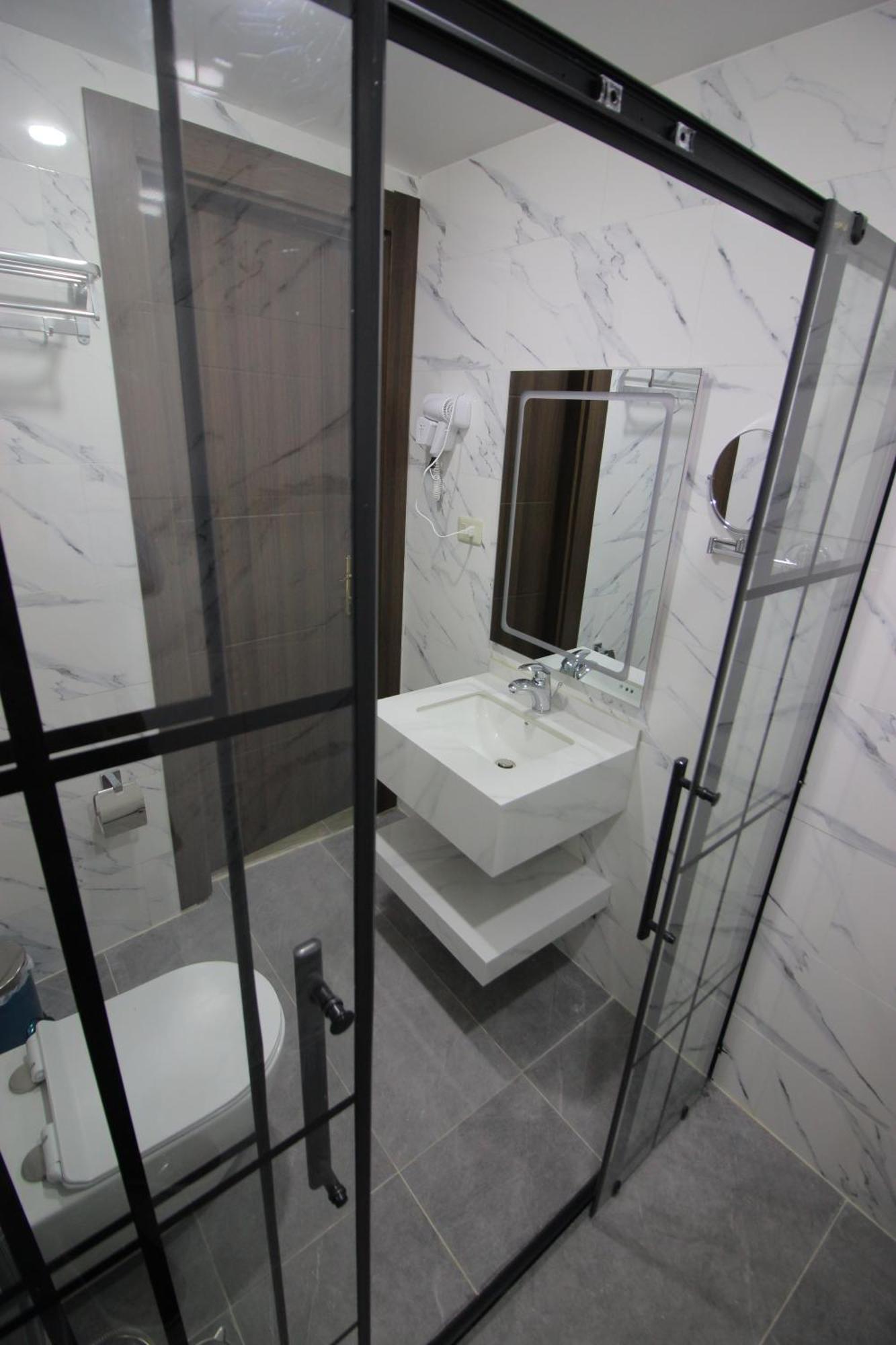 Beirut Hotel 2 New Амман Екстер'єр фото
