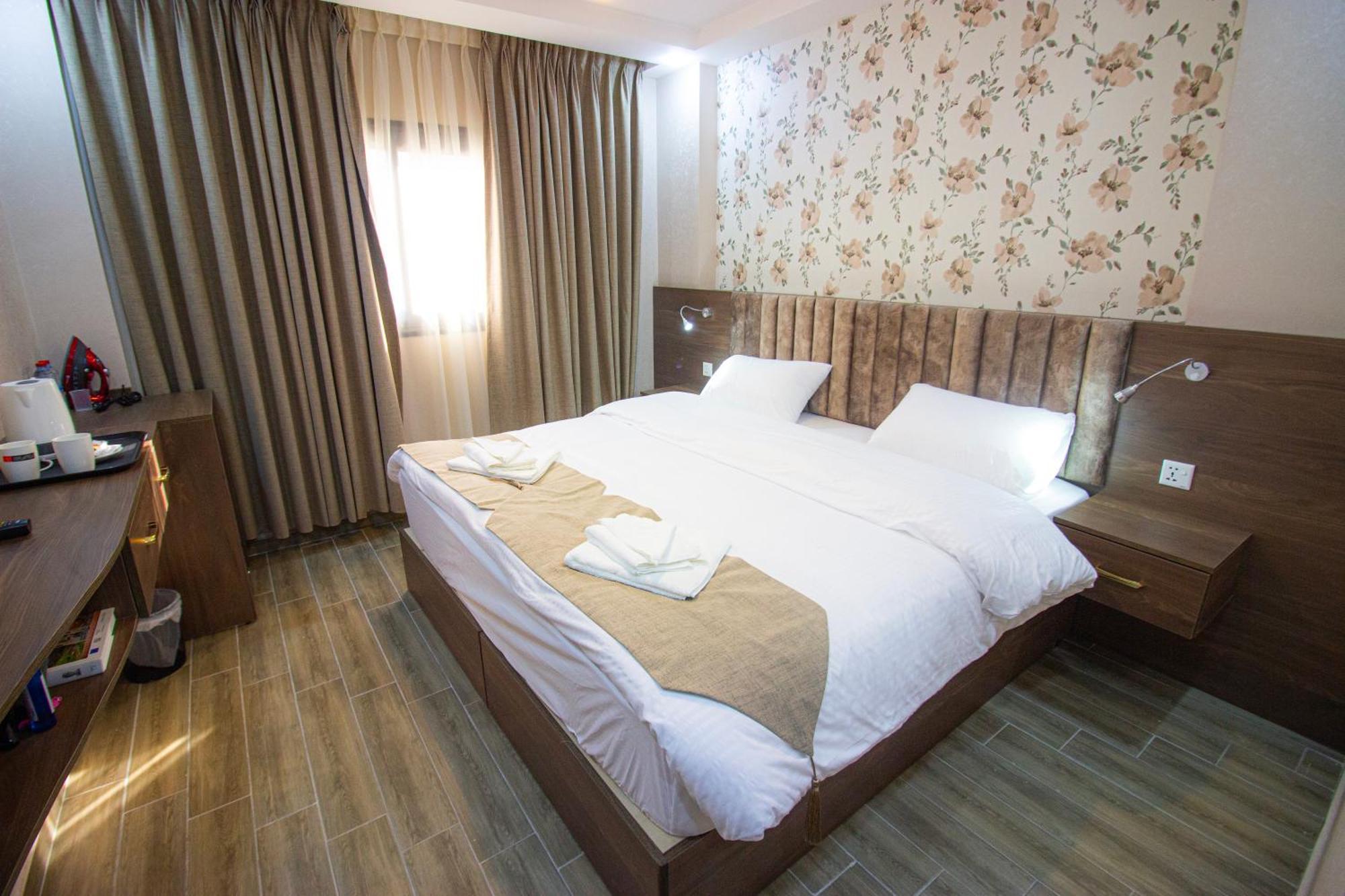 Beirut Hotel 2 New Амман Екстер'єр фото